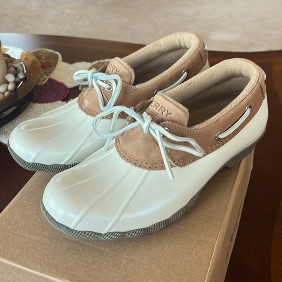 Brand New Sperry Saltwater 1-Eye Ivory Rain Boots Rubber Leather Collar Fleece - Picture 5 of 16
